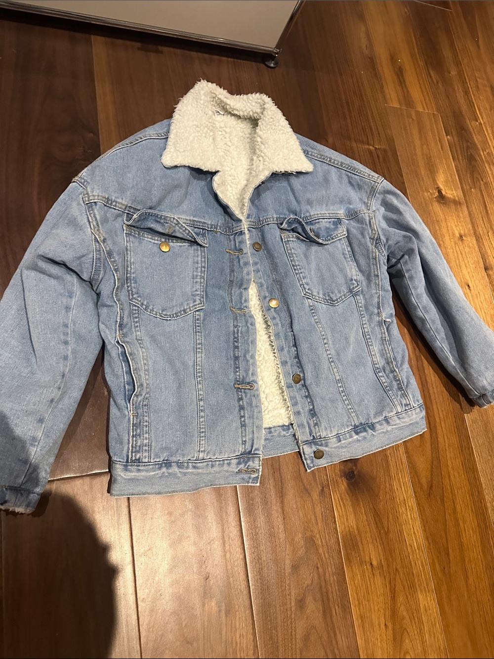 Light Wash Denim Sherpa Jacket - Blue
